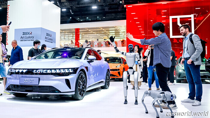 Las Marcas Chinas Llevan Un Número Récord De Periodistas E Influencers Extranjeros Al Salón De Shanghái | Carscoops